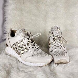 Woman's Sneakers & Athletic Shoes MICHAEL Michael Kors Georgie Knit Trainer